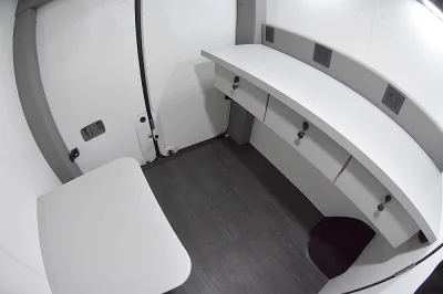 OFFICE CUSTOM SPRINTER TRANSIT PROMASTER SWAT MOBILE OFFICE SET UP - 2020 MERCEDES-BENZ SPRINTER 2500 CUSTOM - Image 21 of 22