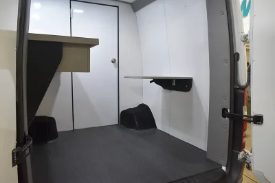 OFFICE CUSTOM SPRINTER TRANSIT PROMASTER SWAT MOBILE OFFICE SET UP - 2020 MERCEDES-BENZ SPRINTER 2500 CUSTOM - Image 10 of 22