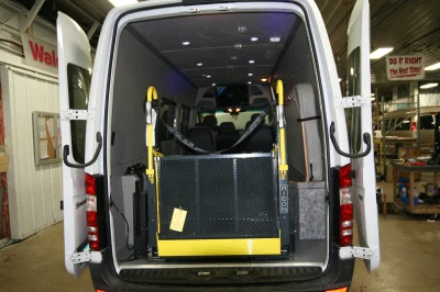HOT SHOT MOBILE MERCEDES SPRINTER MULTI HAULER - 2020 MERCEDES-BENZ SPRINTER 2500 CUSTOM - Image 10 of 14
