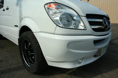 HAIR CLIPPER - 2020 MERCEDES-BENZ SPRINTER 2500 CUSTOM - Image 3 of 40