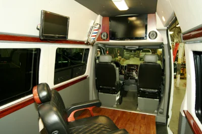 MOBILE HAIR SALON BARBERSHOP IN A VAN CUSTOM MERCEDES SPRINTER VANS HAIR CLIPPER - 2020 MERCEDES-BENZ SPRINTER 2500 CUSTOM - Image 1 of 40