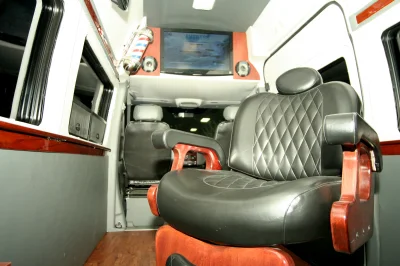 MOBILE HAIR SALON BARBERSHOP IN A VAN CUSTOM MERCEDES SPRINTER VANS HAIR CLIPPER - 2020 MERCEDES-BENZ SPRINTER 2500 CUSTOM - Image 40 of 40