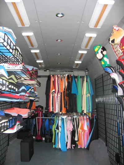 OFFICE REP - 2020 MERCEDES-BENZ SPRINTER 2500 CUSTOM - Image 13 of 14