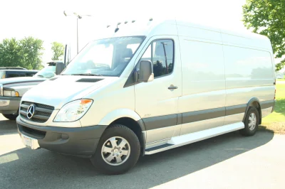 SILVER 170  - 2020 MERCEDES-BENZ SPRINTER 2500 CUSTOM - Image 12 of 14