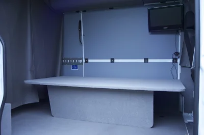 HOT SHOT - 2020 MERCEDES-BENZ SPRINTER 2500 CUSTOM - Image 14 of 14