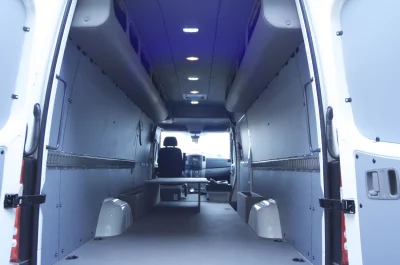 HOT SHOT - 2020 MERCEDES-BENZ SPRINTER 2500 CUSTOM - Image 6 of 14