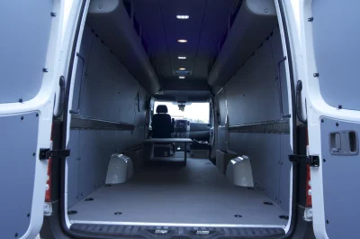 HOT SHOT - 2020 MERCEDES-BENZ SPRINTER 2500 CUSTOM - Image 7 of 14