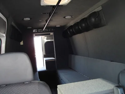 POLICE S.W.A.T - 2020 MERCEDES-BENZ SPRINTER 2500 CUSTOM - Image 6 of 14