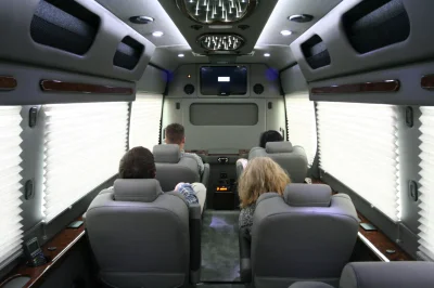 OFFICE TRAVLER P8 - 2020 MERCEDES-BENZ SPRINTER 2500 CUSTOM - Image 100 of 199