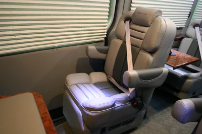 OFFICE TRAVLER P8 - 2020 MERCEDES-BENZ SPRINTER 2500 CUSTOM - Image 105 of 199