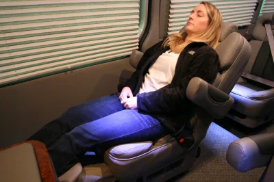 OFFICE TRAVLER P8 - 2020 MERCEDES-BENZ SPRINTER 2500 CUSTOM - Image 121 of 199