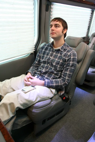 OFFICE TRAVLER P8 - 2020 MERCEDES-BENZ SPRINTER 2500 CUSTOM - Image 138 of 199