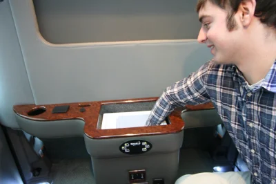 OFFICE TRAVLER P8 - 2020 MERCEDES-BENZ SPRINTER 2500 CUSTOM - Image 146 of 199