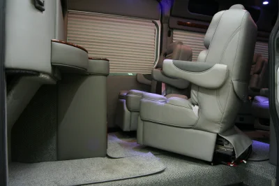 OFFICE TRAVLER P8 - 2020 MERCEDES-BENZ SPRINTER 2500 CUSTOM - Image 151 of 199