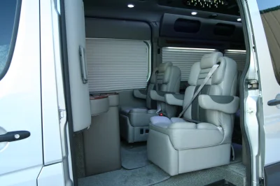 OFFICE TRAVLER P8 - 2020 MERCEDES-BENZ SPRINTER 2500 CUSTOM - Image 173 of 199