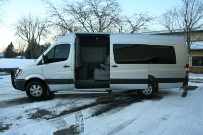OFFICE TRAVLER P8 - 2020 MERCEDES-BENZ SPRINTER 2500 CUSTOM - Image 176 of 199