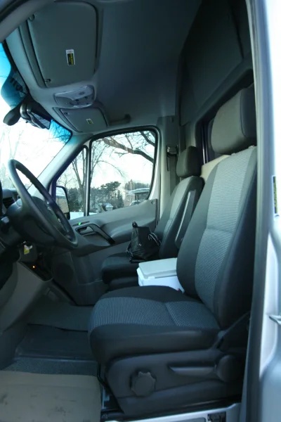 OFFICE TRAVLER P8 - 2020 MERCEDES-BENZ SPRINTER 2500 CUSTOM - Image 185 of 199