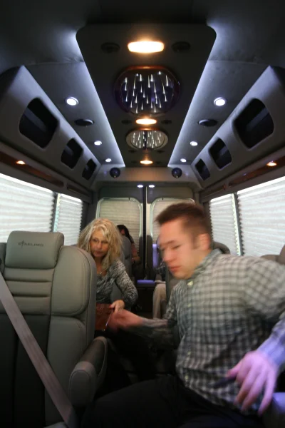 OFFICE TRAVLER P8 - 2020 MERCEDES-BENZ SPRINTER 2500 CUSTOM - Image 30 of 199