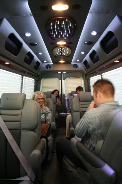 OFFICE TRAVLER P8 - 2020 MERCEDES-BENZ SPRINTER 2500 CUSTOM - Image 31 of 199