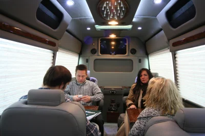 OFFICE TRAVLER P8 - 2020 MERCEDES-BENZ SPRINTER 2500 CUSTOM - Image 59 of 199