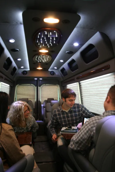 OFFICE TRAVLER P8 - 2020 MERCEDES-BENZ SPRINTER 2500 CUSTOM - Image 69 of 199