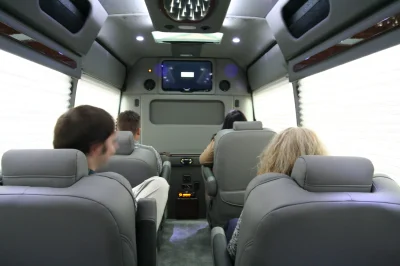 OFFICE TRAVLER P8 - 2020 MERCEDES-BENZ SPRINTER 2500 CUSTOM - Image 85 of 199