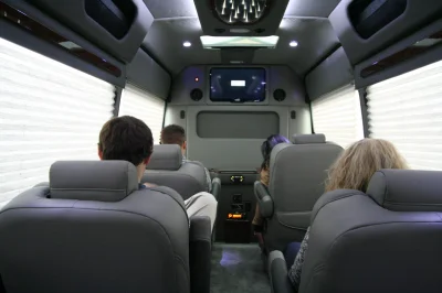 OFFICE TRAVLER P8 - 2020 MERCEDES-BENZ SPRINTER 2500 CUSTOM - Image 87 of 199