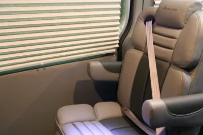OFFICE TRAVLER P8 - 2020 MERCEDES-BENZ SPRINTER 2500 CUSTOM - Image 96 of 199