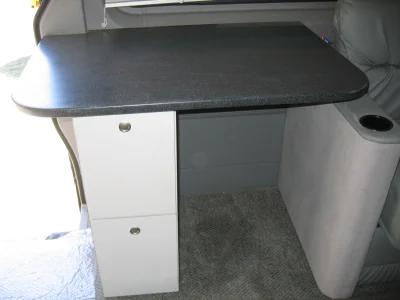 OFFICE MT2 - 2020 MERCEDES-BENZ SPRINTER 2500 CUSTOM - Image 10 of 10