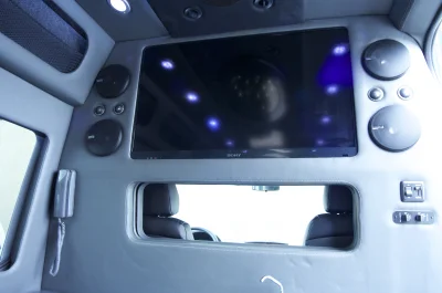 LUXURY TRAVELER - 2020 MERCEDES-BENZ SPRINTER 2500 LIMO - Image 12 of 25