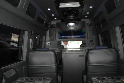 BLACK 170  - 2020 MERCEDES-BENZ SPRINTER 2500 LIMO - Image 10 of 65
