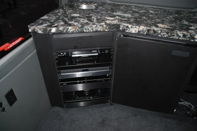 BLACK 170  - 2020 MERCEDES-BENZ SPRINTER 2500 LIMO - Image 4 of 65