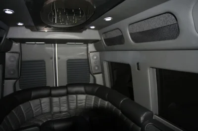BLACK 170  - 2020 MERCEDES-BENZ SPRINTER 2500 LIMO - Image 44 of 65