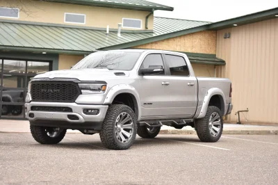 2021 RAM 1500 LIFT PACKAGE BY WALDOCH - CUSTOM TRUCK WITH LEATHER AND STEPS - 2021 RAM 1500 LIFT - Image 21 of 30