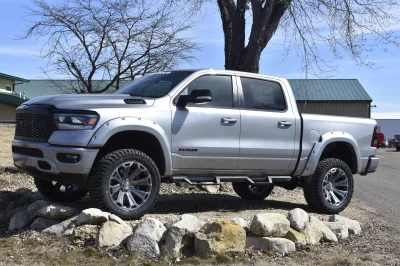 2021 RAM 1500 LIFT PACKAGE BY WALDOCH - WITH CUSTOM LEATHER & GRILL - SILVER - 2021 RAM 1500 LIFT - Image 3 of 14