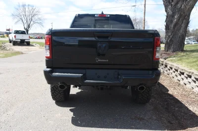 2022 RAM 1500 LEVEL CUSTOM TRUCK PACKAGE BY WALDOCH - BLACK - 2022 RAM 1500 LEVEL - Image 3 of 26