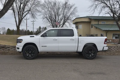 2022 RAM 1500 LEVEL EDITION BY WALDOCH - WHITE - CUSTOM RAM DODGE TRUCK LIFTED - 2022 RAM 1500 LEVEL - Image 14 of 31