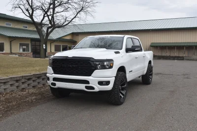 2022 RAM 1500 LEVEL EDITION BY WALDOCH - WHITE - CUSTOM RAM DODGE TRUCK LIFTED - 2022 RAM 1500 LEVEL - Image 5 of 31