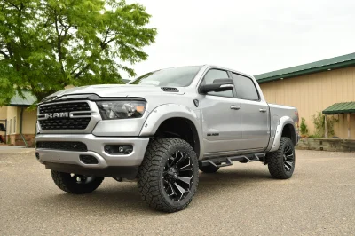 2022 RAM 1500 SILVER RAMPAGE BY WALDOCH - CUSTOM DODGE TRUCK WITH 6" LIFT KIT - 2022 RAM 1500 RAMPAGE - Image 23 of 27