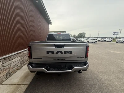 RAM 1500 CUSTOM LEVEL EDITION TRUCK BY WALDOCH FULL FACTORY WARRANTY BEST PRICE AROUND - 2025 RAM 1500 LEVEL - Image 11 of 14