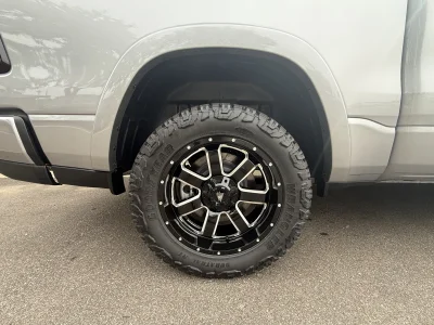 RAM 1500 CUSTOM LEVEL EDITION TRUCK BY WALDOCH FULL FACTORY WARRANTY BEST PRICE AROUND - 2025 RAM 1500 LEVEL - Image 5 of 14