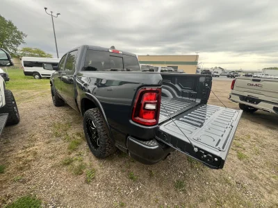 2026 RAM BIGHORN 1500  - LEVEL PACKAGE  - FORGED  BLUE METALLIC (PCG) - 2026 RAM 1500 LEVEL - Image 19 of 21