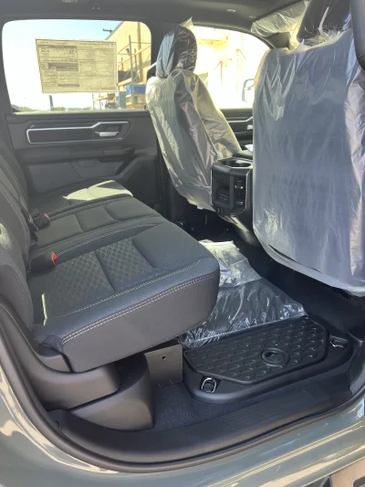 2026 - RAM BIGHORN 1500 - LEVEL PACKAGE - CANYON LAKE (PJ7) - 2026 RAM 1500 LEVEL - Image 4 of 4