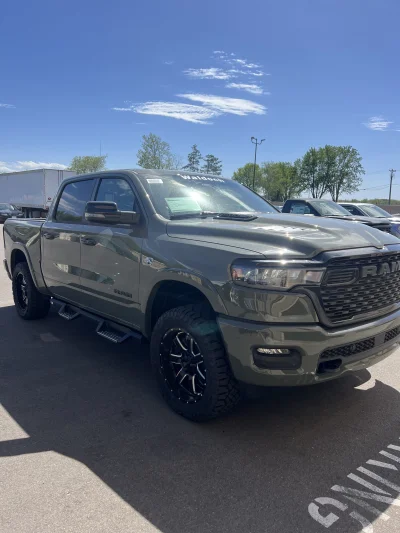 2026 - RAM BIGHORN 1500 - LEVEL PACKAGE - CANYON LAKE (PJ7) - 2026 RAM 1500 LEVEL - Image 1 of 4