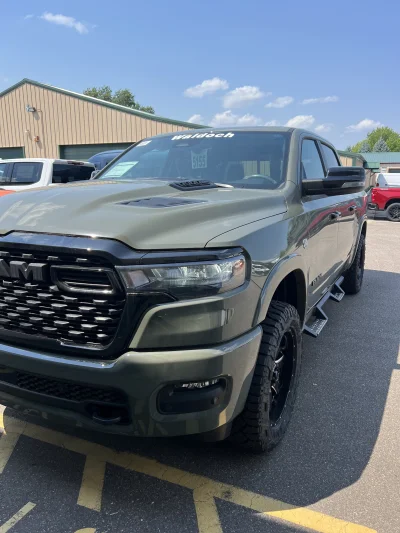 2026 RAM BIGHORN 1500 - LEVEL PACKAGE - CANYON LAKE (PJ7) - 2026 RAM 1500 LEVEL - Image 3 of 15