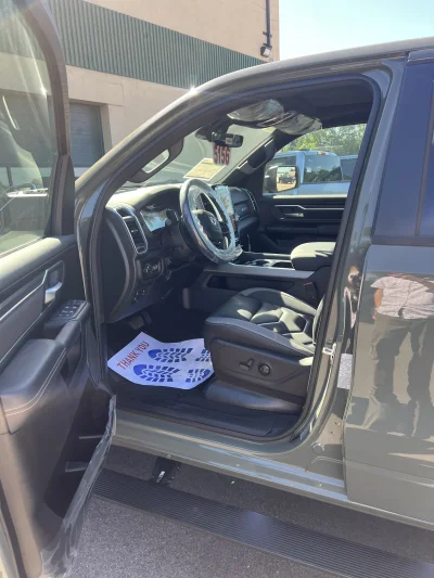 2026 RAM BIG HORN 1500 - LEVEL PACKAGE - CANYON LAKE (PJ7) - 2026 RAM 1500 LEVEL - Image 11 of 18