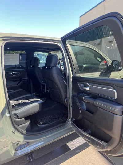 2026 RAM BIG HORN 1500 - LEVEL PACKAGE - CANYON LAKE (PJ7) - 2026 RAM 1500 LEVEL - Image 7 of 18