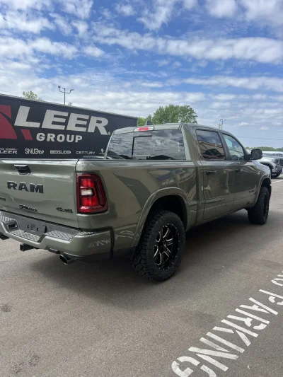 2026 RAM BIGHORN 1500  -  LEVEL PACKAGE - CANYON LAKE (PJ7) - 2026 RAM 1500 LEVEL - Image 12 of 15