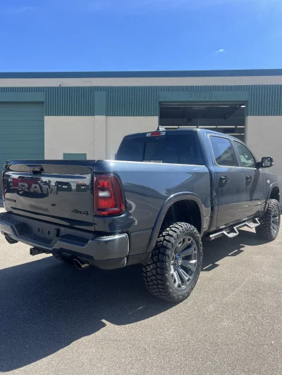 2026  RAM BIGHORN  1500  - LIFT PACKAGE - BLUE METALLIC (PCG) - 2026 RAM 1500 LIFT - Image 5 of 15