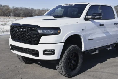 2026 RAM 1500 LIFT - WHITE - 2026 RAM 1500 LIFT - Image 11 of 12